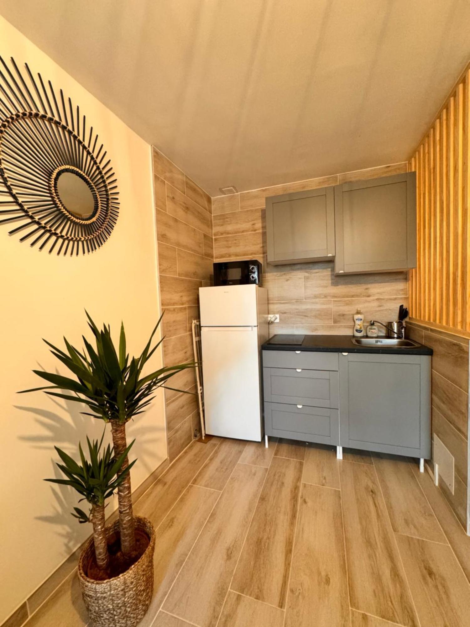 De Lina -studio Maya 5 - Self Check-in - * La Grande-Motte